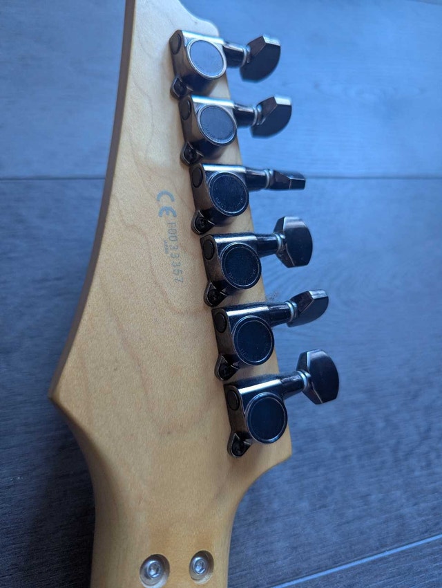 Ibanez made in Japan Rg470 guitar - photo 4