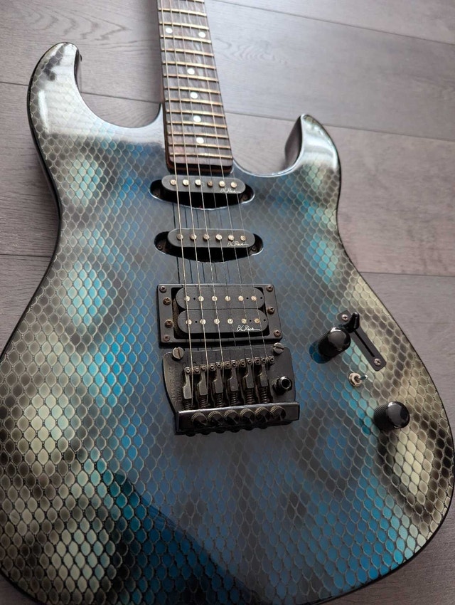 Rare BC Rich Platinum Series ST3 Snakeskin Guitar - photo 2