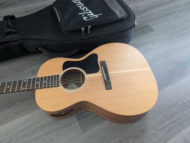 Gibson G-00 Acoustic Guitar All Solid Woods with Sound Port - photo 3