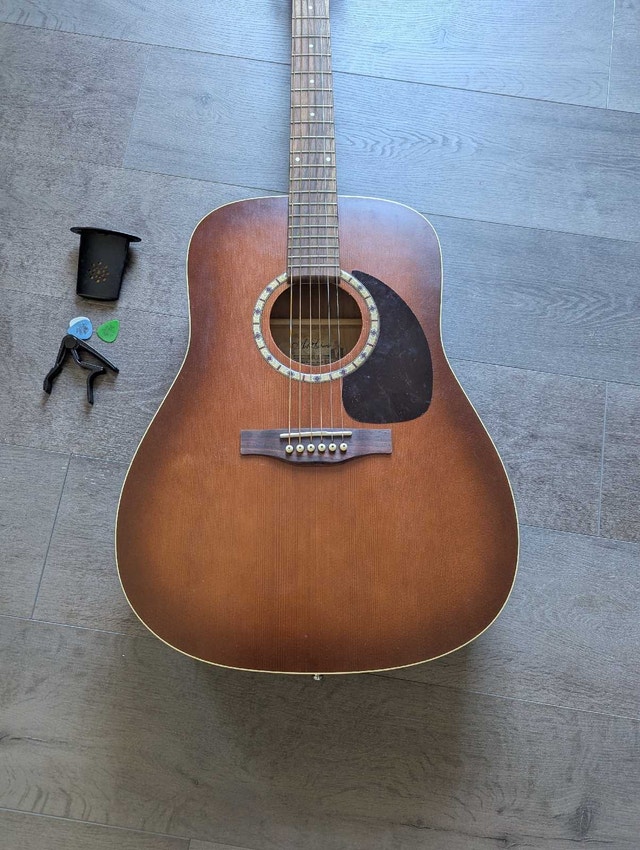 Art and Lutherie Canadian made acoustic cedar model guitar