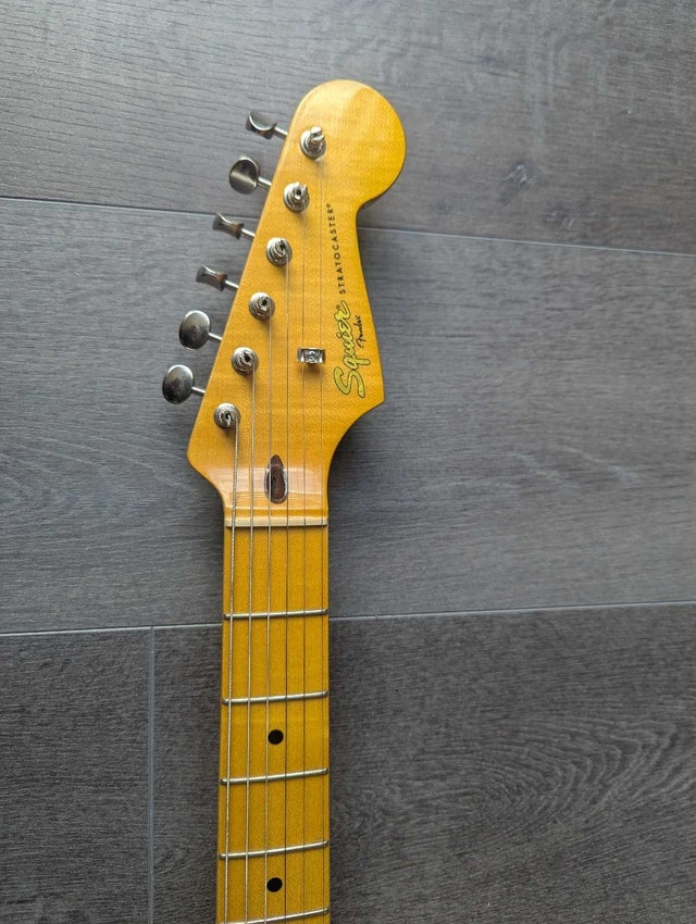 Beautiful Squier by Fender Classic Vibe in Almost new condition - photo 3
