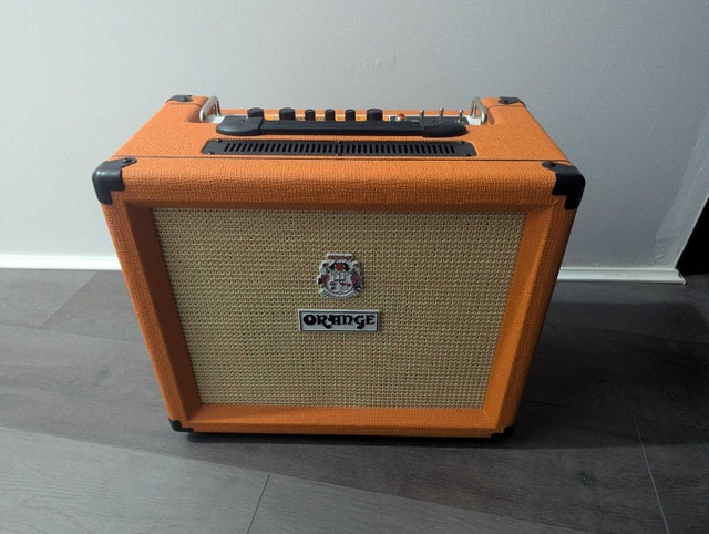 Orange Rocker 15 dual channel tube guitar amplifier 1-15 watt