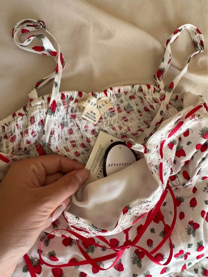 Aeropostale Strawberry Print Tiered Cami Dress Size M - photo 3
