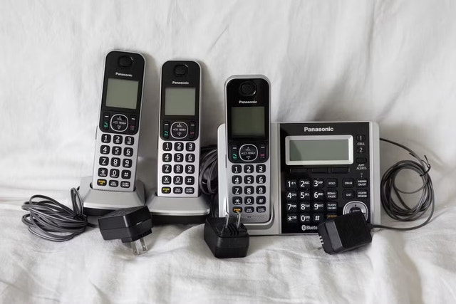 Panasonic KX-TGF370C Cordless Phone System