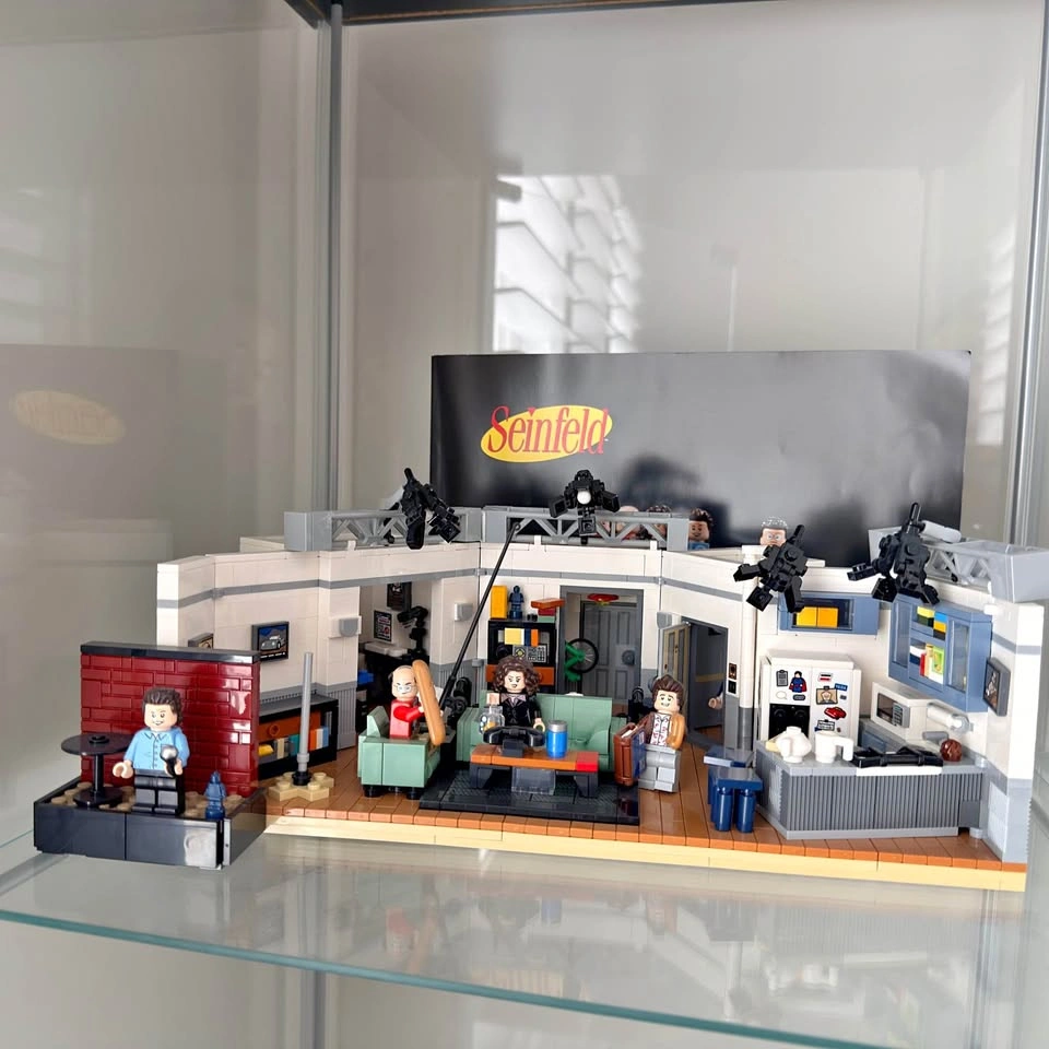 LEGO Ideas Seinfeld 21328
