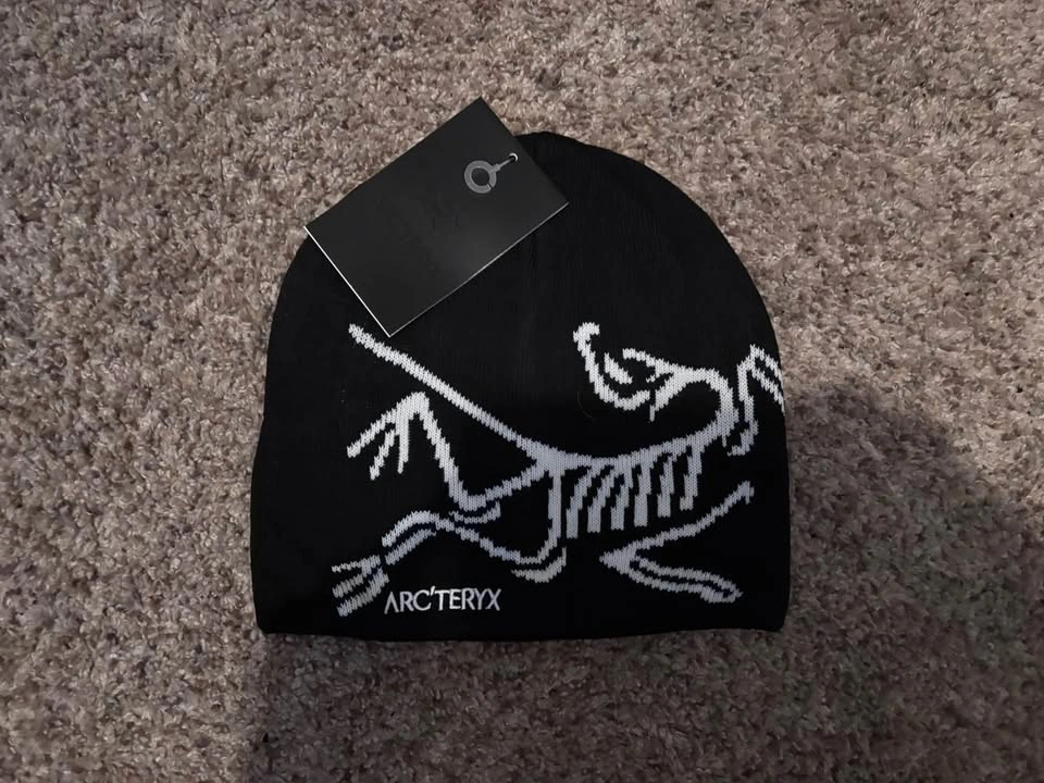 Arc’teryx Beanies - photo 2