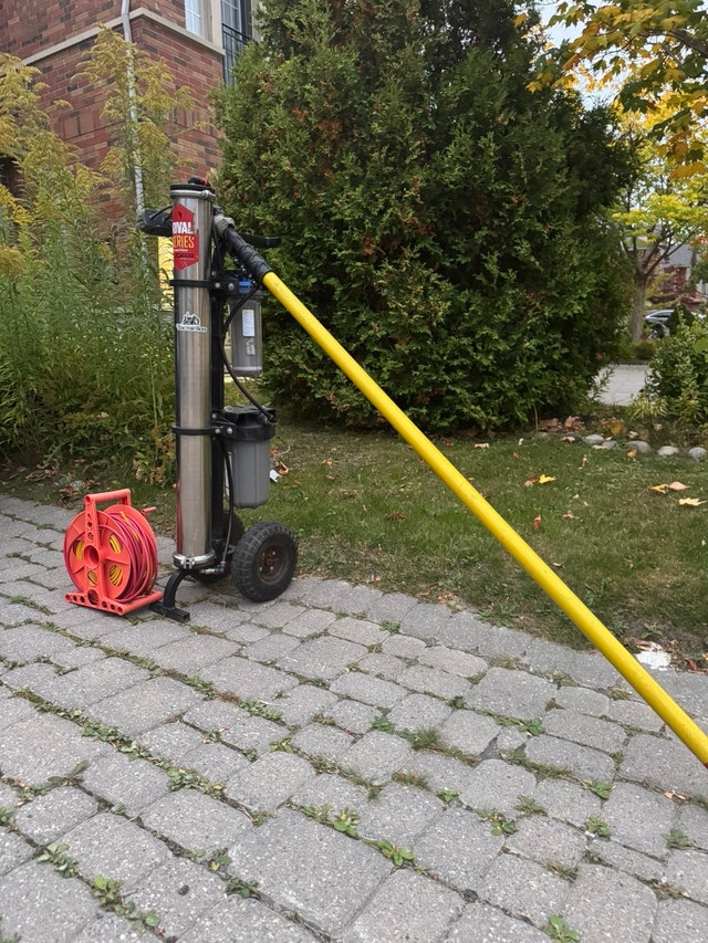 Tucker Rival Series Window Cleaning System - photo 4