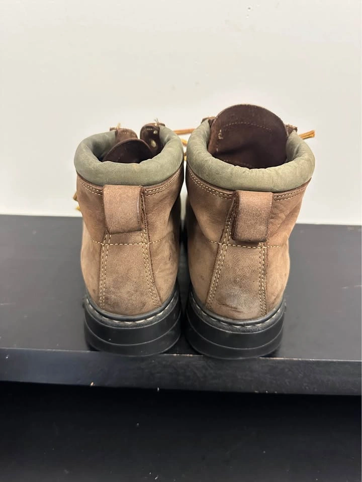 Vintage Roots Tuff Leather Boots – Made in Canada - photo 5