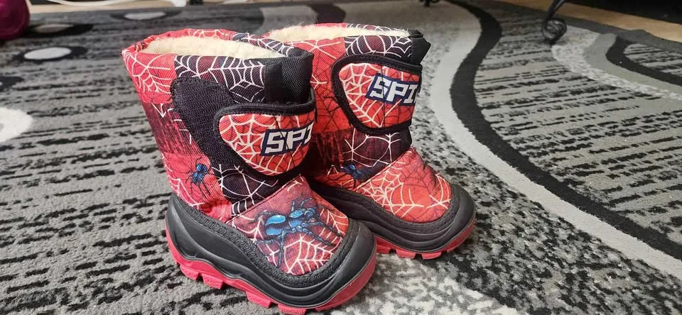 Muflon Toddler Spiderman Winter Boots, Size 6