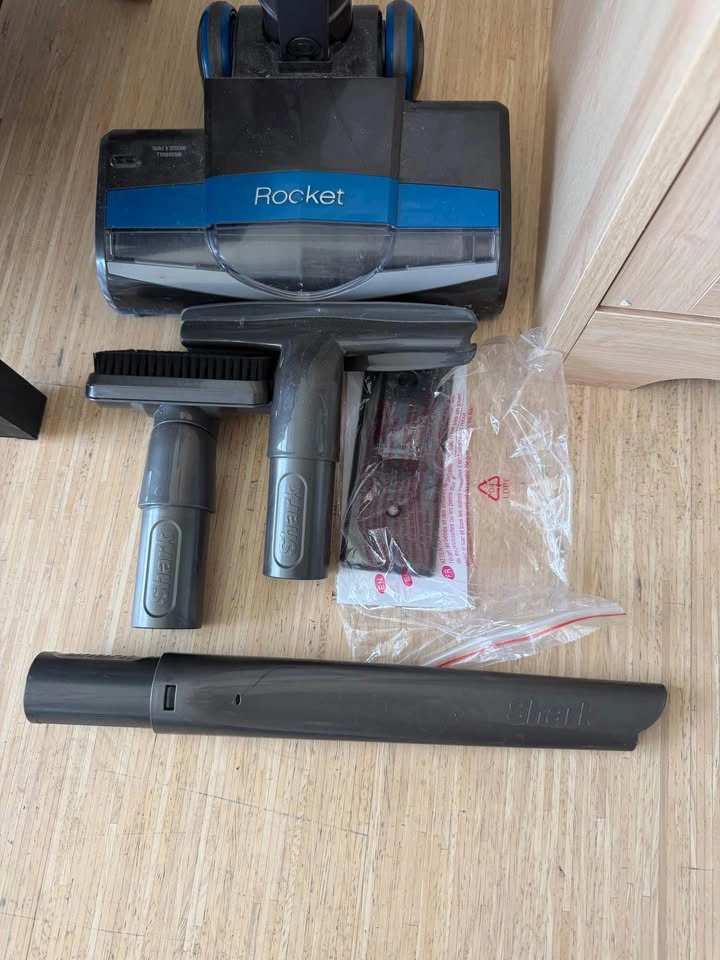 Shark Rocket Vacuum (with accessories and wall mount) - photo 2