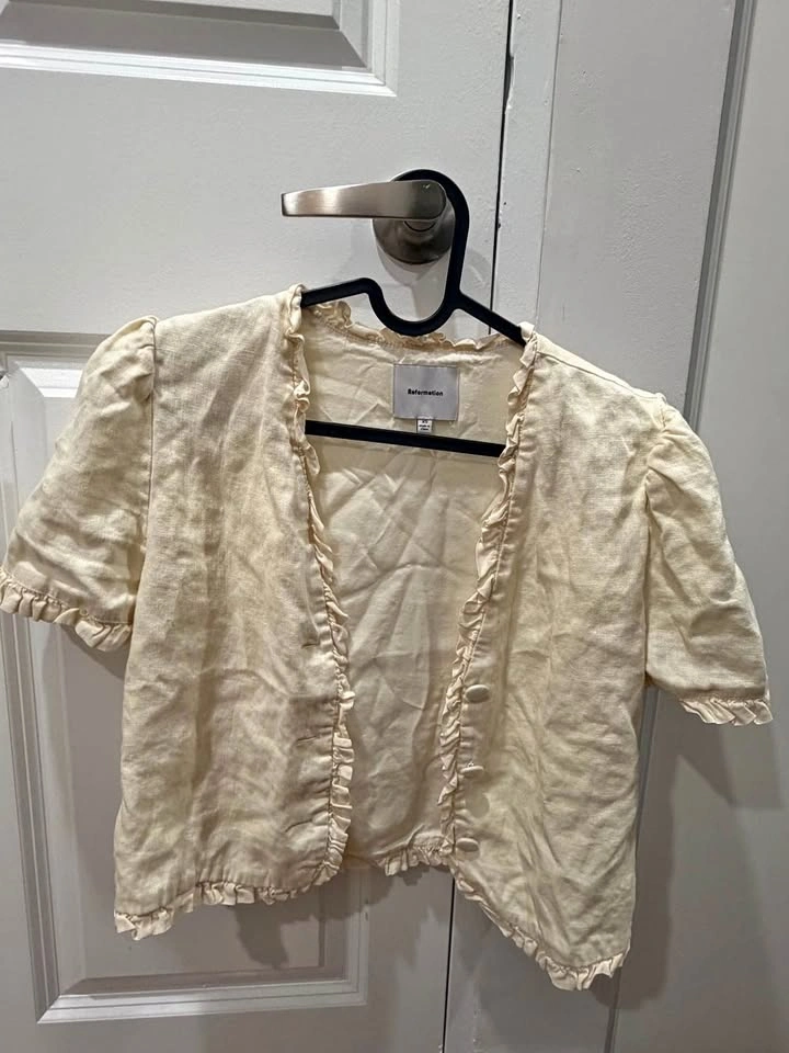 Reformation Woman Top size XS