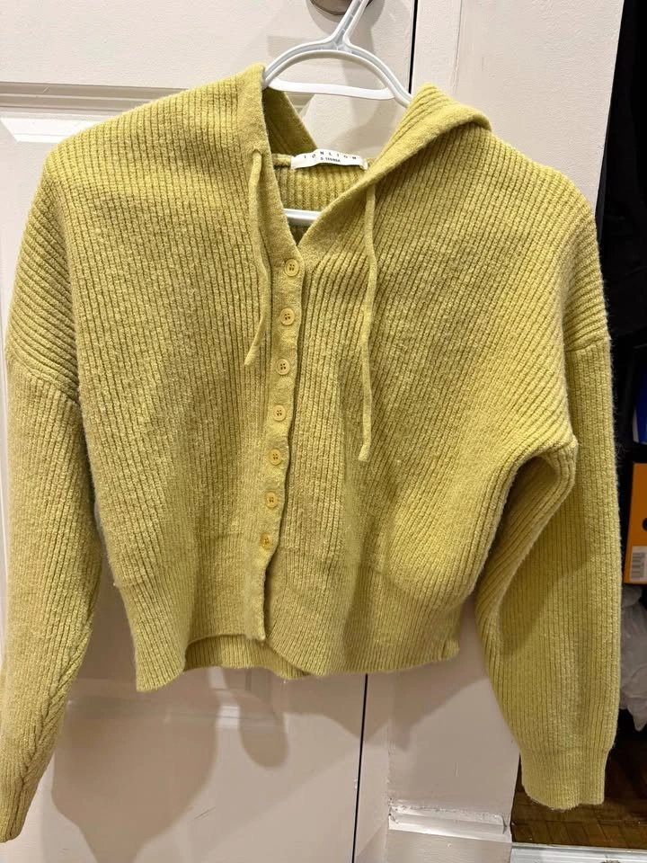 Woman Sweater size small