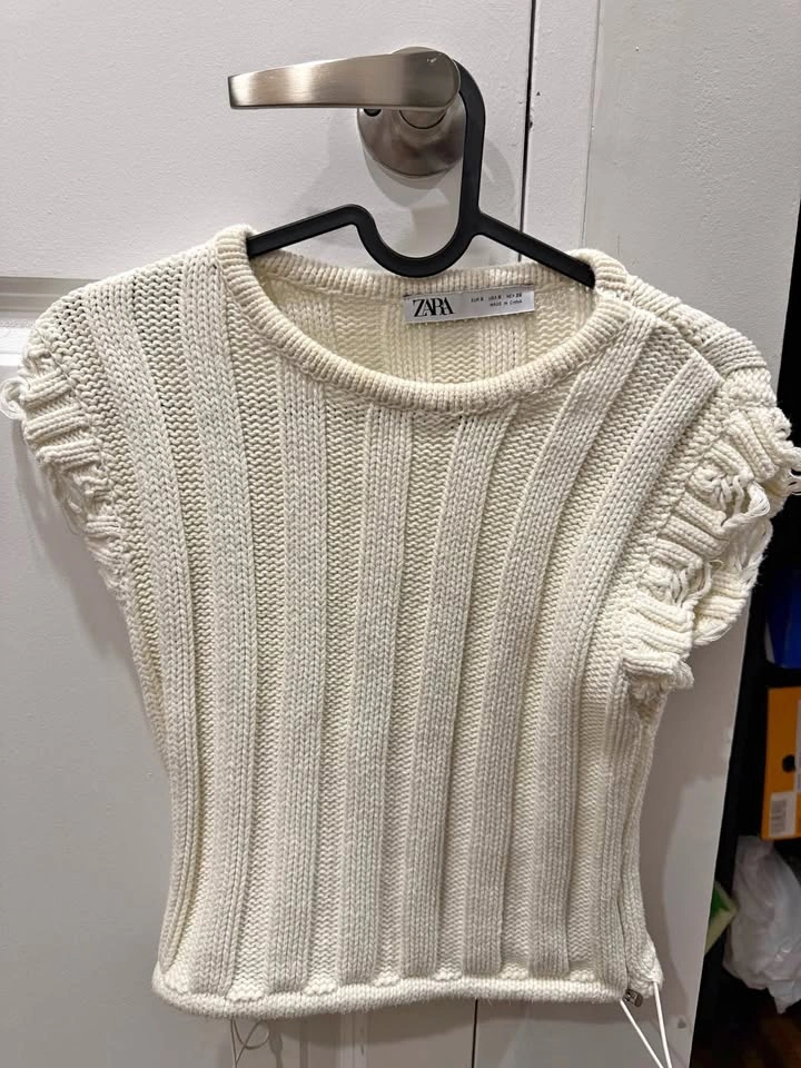 Zara Woman Top Size Small
