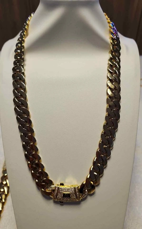 14K Gold Cuban Link Chain Necklace and Bracelet Set - photo 4