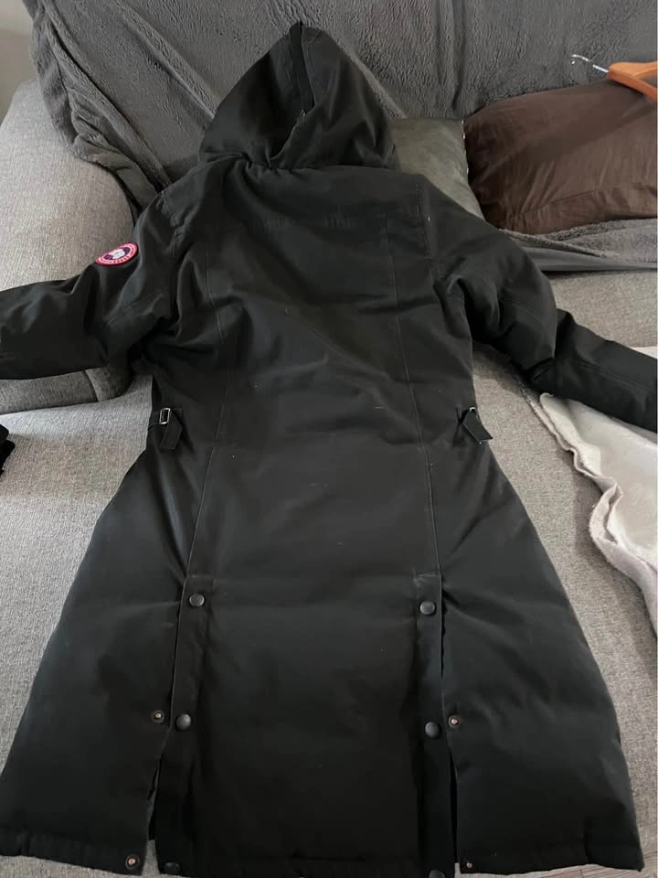 Canada Goose Kensington Parka - photo 2