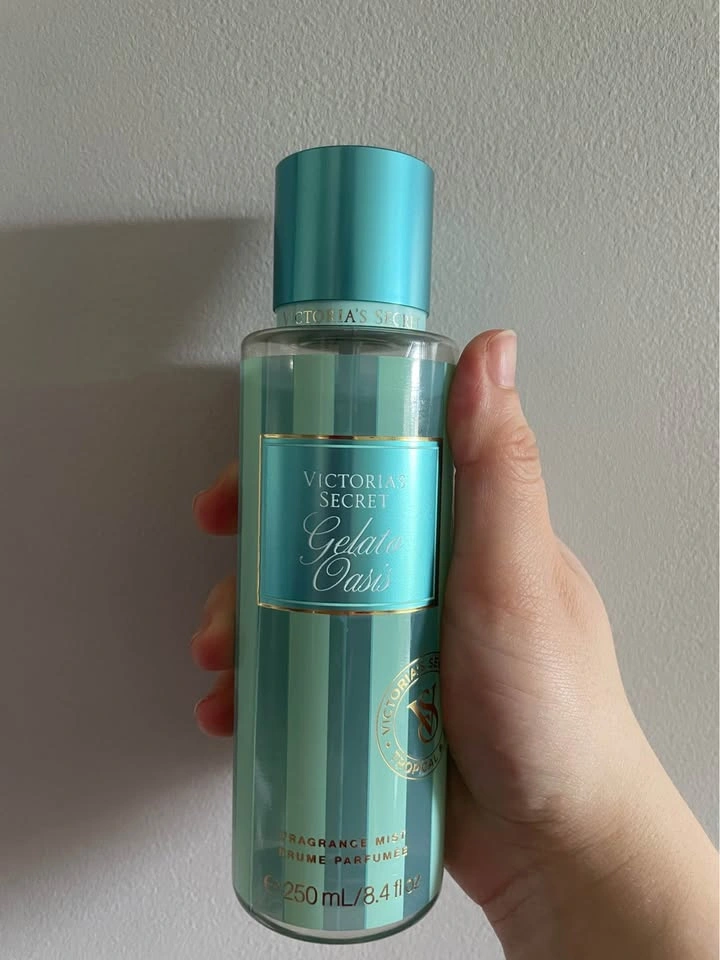 Victoria’s Secret Body Sprays - photo 3