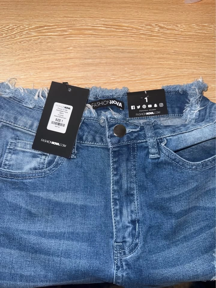 NEW Fashion Nova Distressed Flare Jeans – Size 1 - photo 2