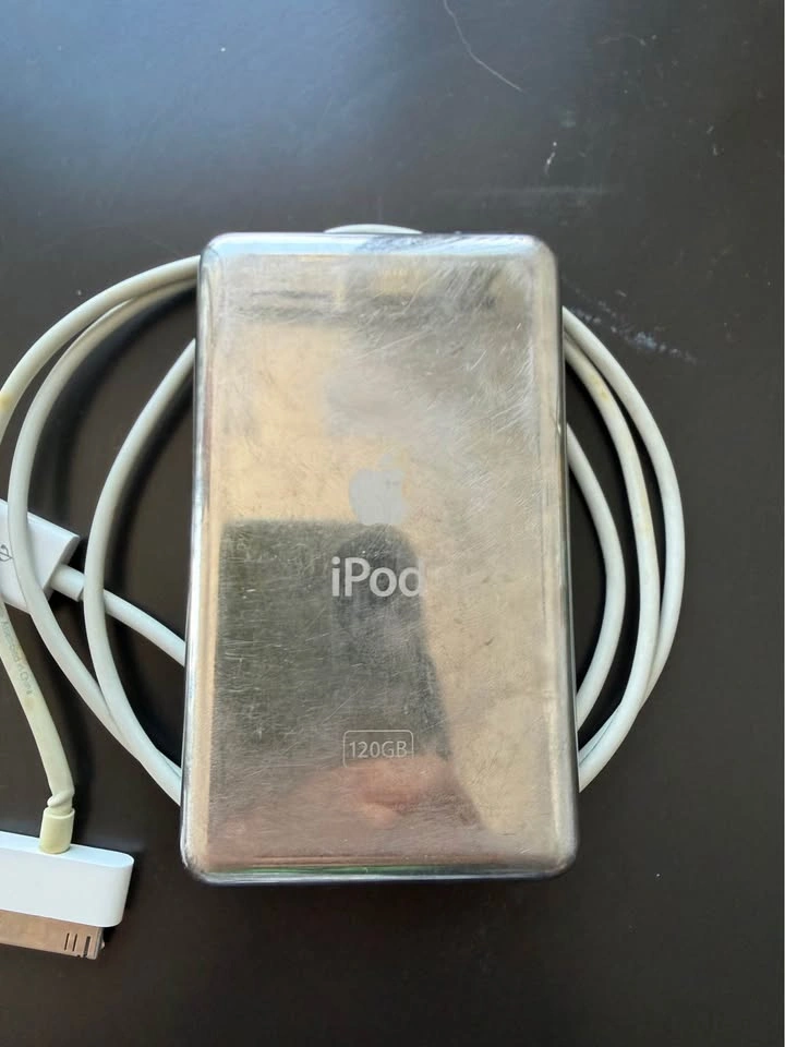 iPod 6th gen 120 GB - photo 2