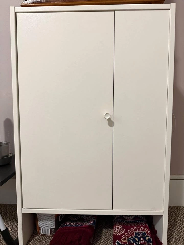 IKEA BAGGEBO Cabinet with Door, White – $10
