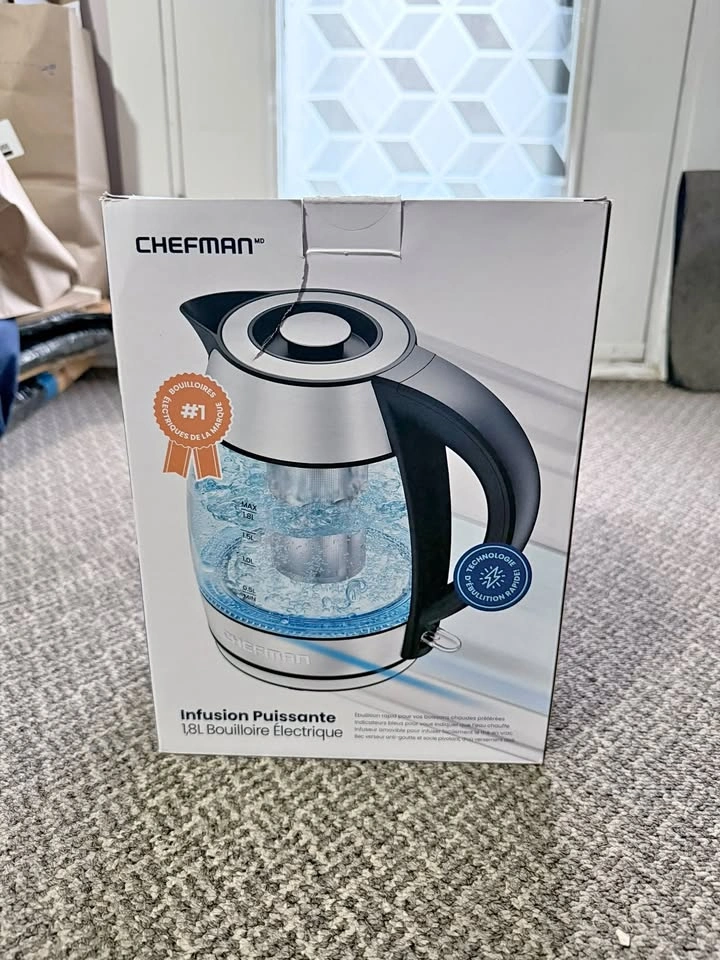 Chefman 1.8L Glass Electric Kettle with Tea Infuser