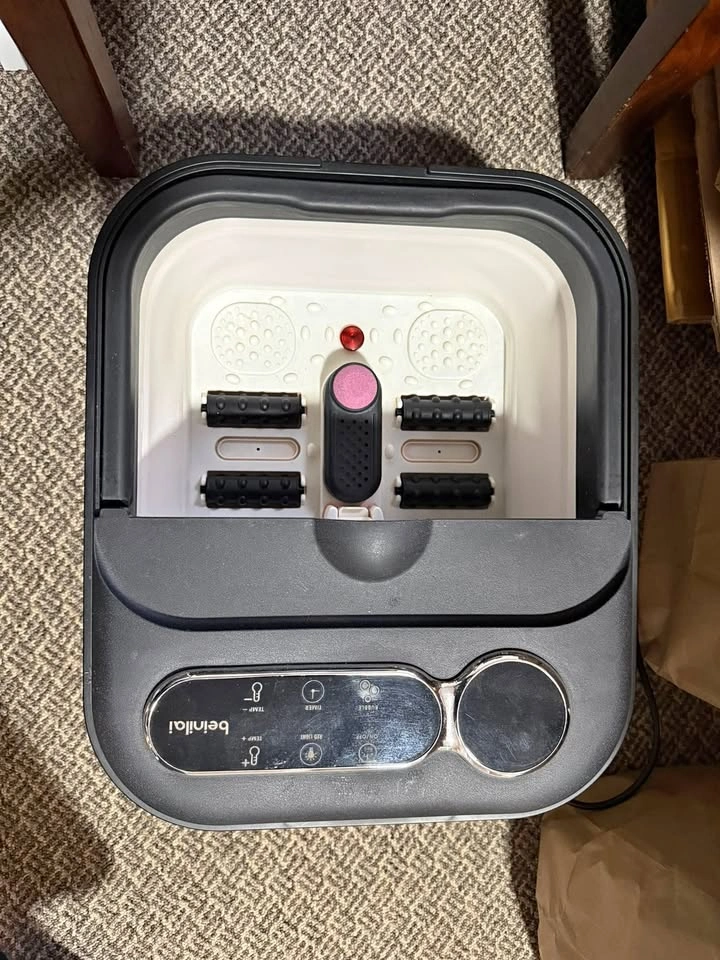 Beinilai Foot Spa Bath with Heat, Bubbles & Massage Rollers