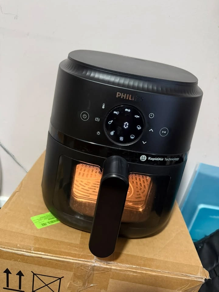 Philips RapidAir Air Fryer with Viewing Window – $50 - photo 2