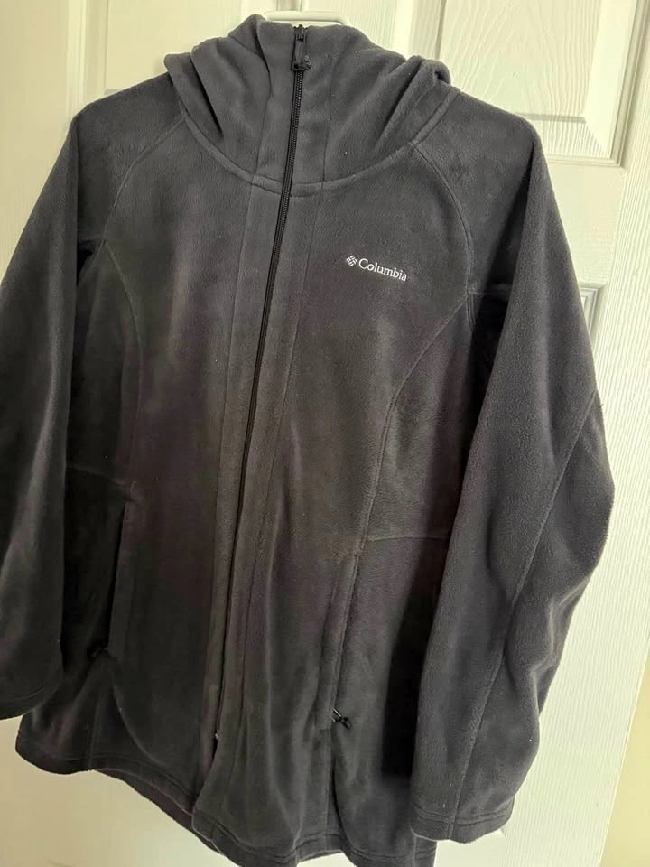 Columbia Fleece Hoodie Medium Size
