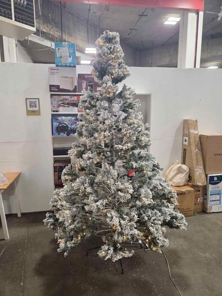 Happygrill 9FT Pre-Lit Flocked Christmas Tree - photo 2