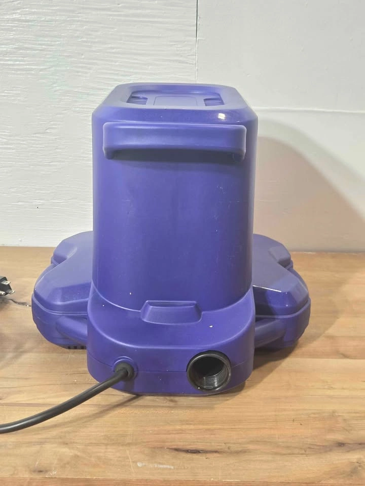 Little Giant 1/3 HP Pool Cover Utility Pump - photo 2