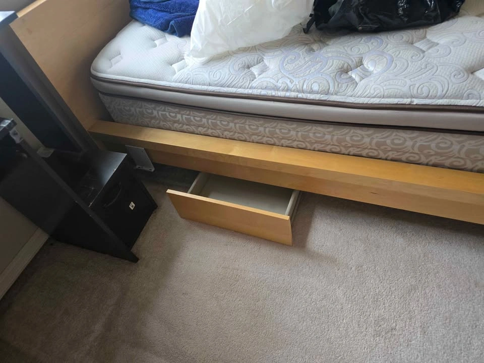 Ikea Bed - photo 3