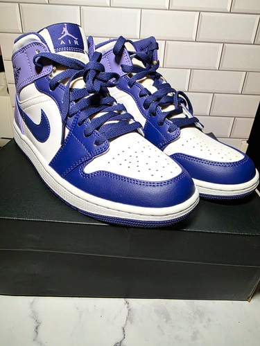 Nike Air Jordans 1 Mid 'Sky J Purple' (Blueberry) Men's Size 9