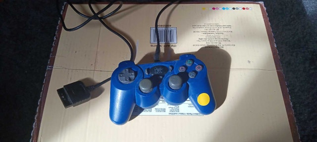 Hip Gear PlayStation 2 Controller