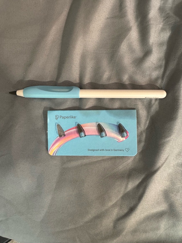 Apple Pencil Pro with Paperlike Grip and Tips