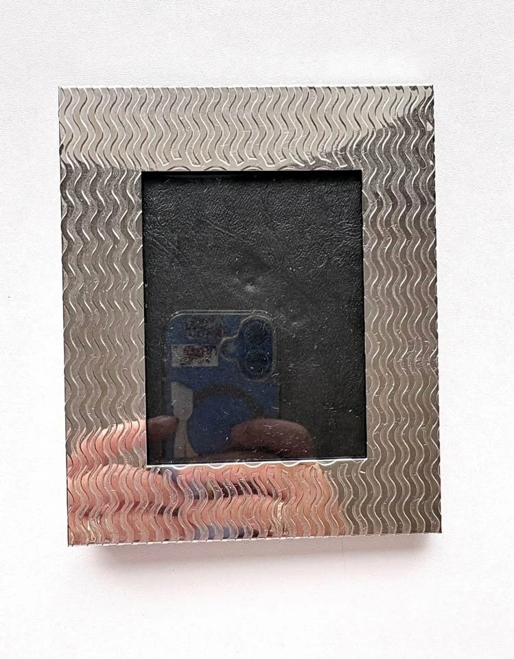 Reed & Barton 3191 Silver Wavy Picture Frame