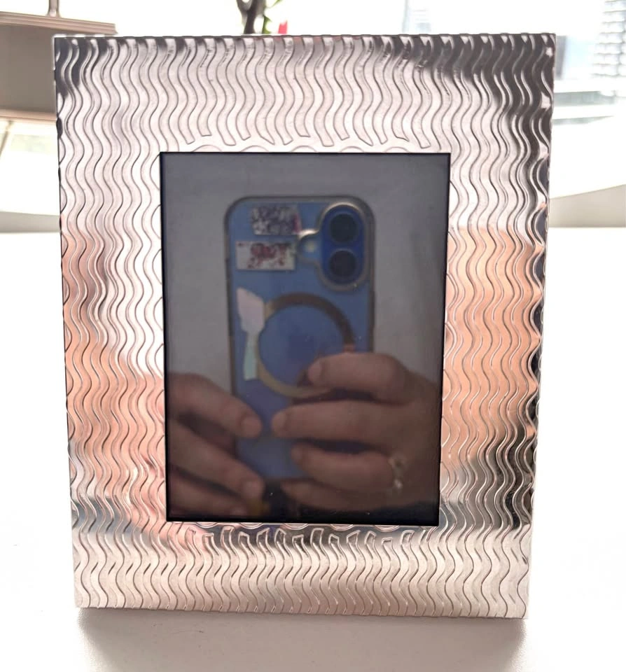 Reed & Barton 3191 Silver Wavy Picture Frame - photo 2
