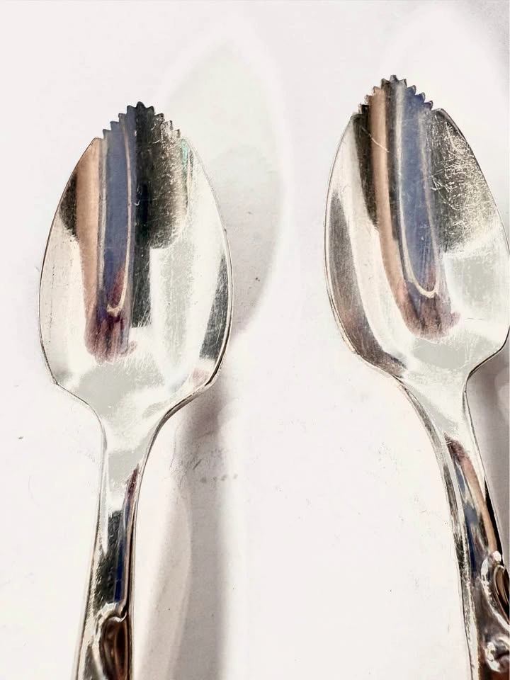 Serrated Grapefruit Spoons - photo 2
