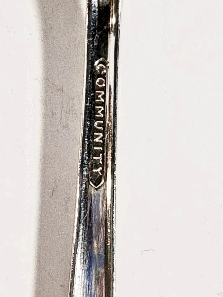 Oneida Community Vintage Silverplate Rose Cocktail Forks - Set o - photo 3