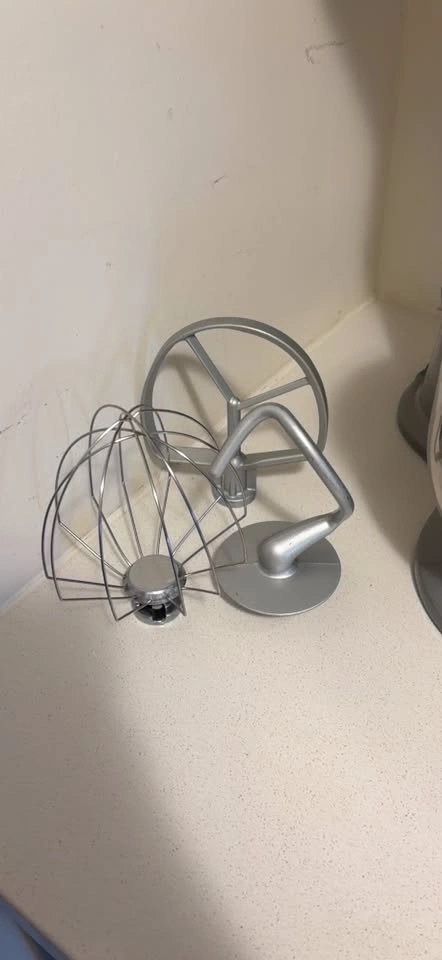 Cuisinart Tilt-Head Stand Mixer with Attachments - photo 2