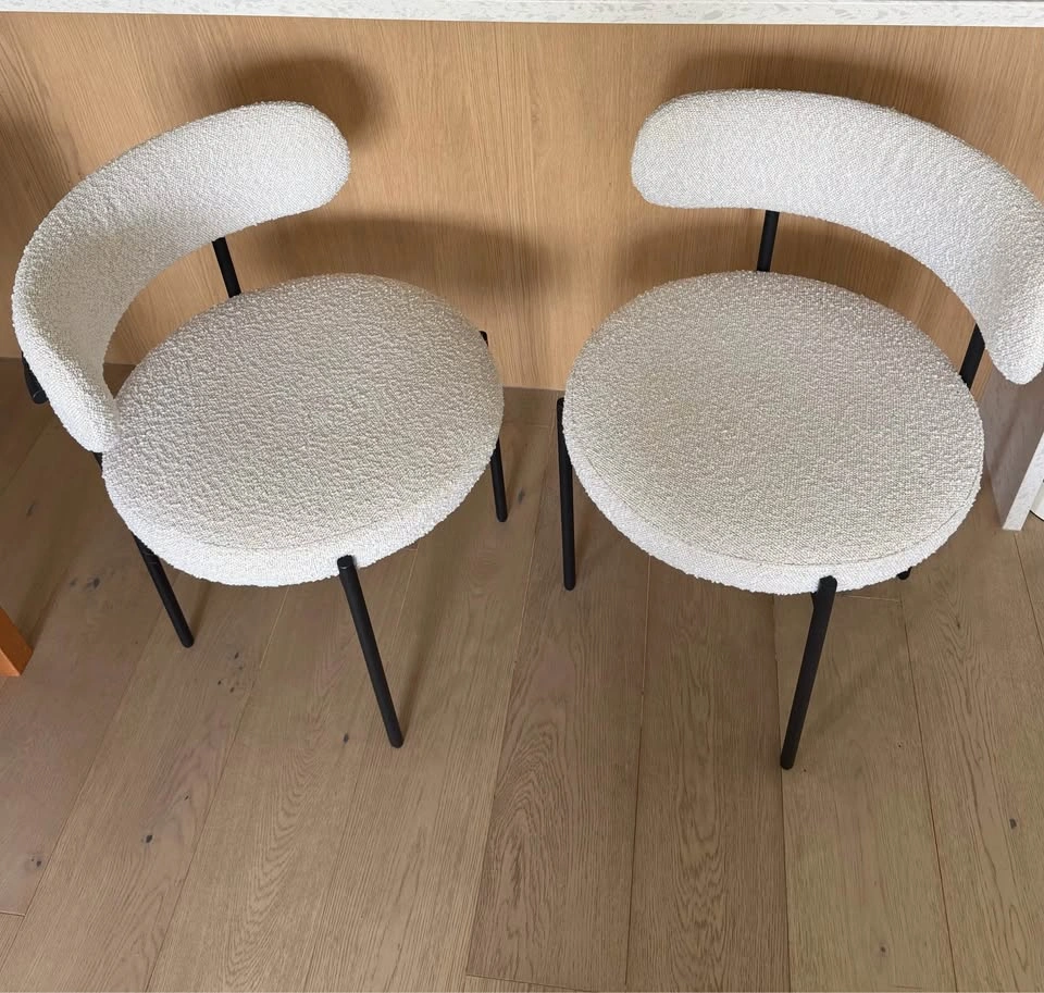 2 Modern Bouclé Dining Chairs – Premium Quality | Like New - photo 2
