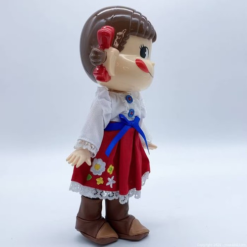 Fujiya Peko Chan Scandinavian Style 8” Figure - New in Box - photo 2