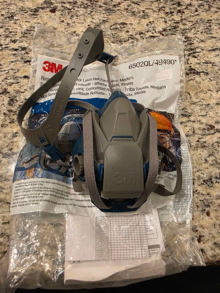 Brand New 3M Silicone Half masks and filters - photo 3