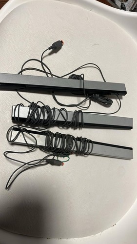 Nintendo RVL014 Original Wii Sensor Bar - Silver