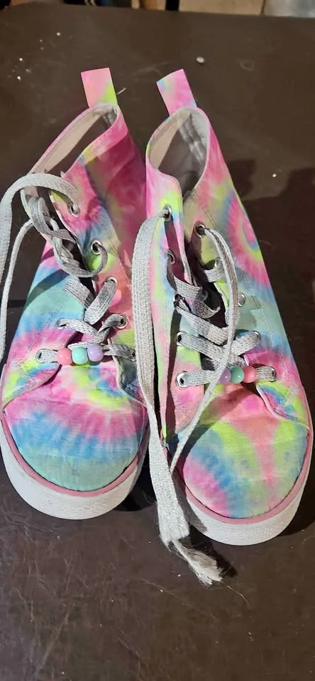 Childrens place size 5 youth thumbnail