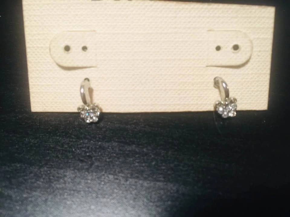 Gorgeous Stud Earrings - photo 2