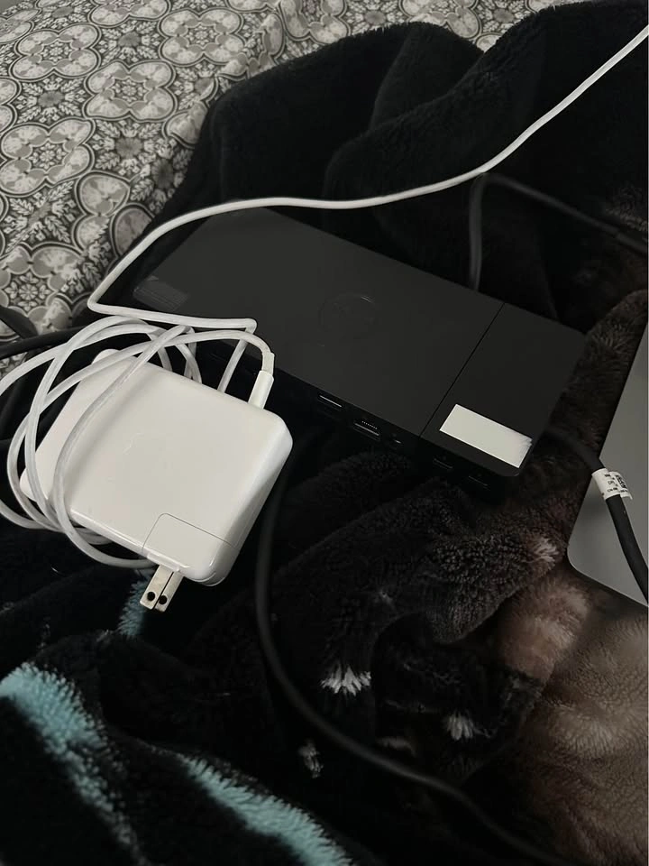 16” MacBook Pro + Dell Dock - photo 4
