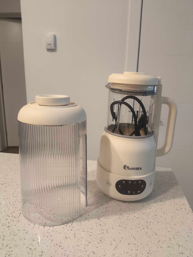 Soy milk maker - photo 2