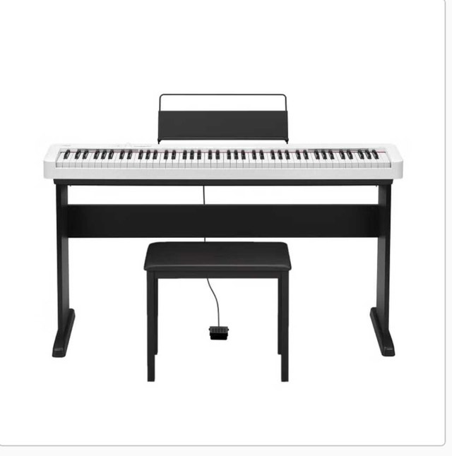 Casio 88 Note Digital Piano w/Bench