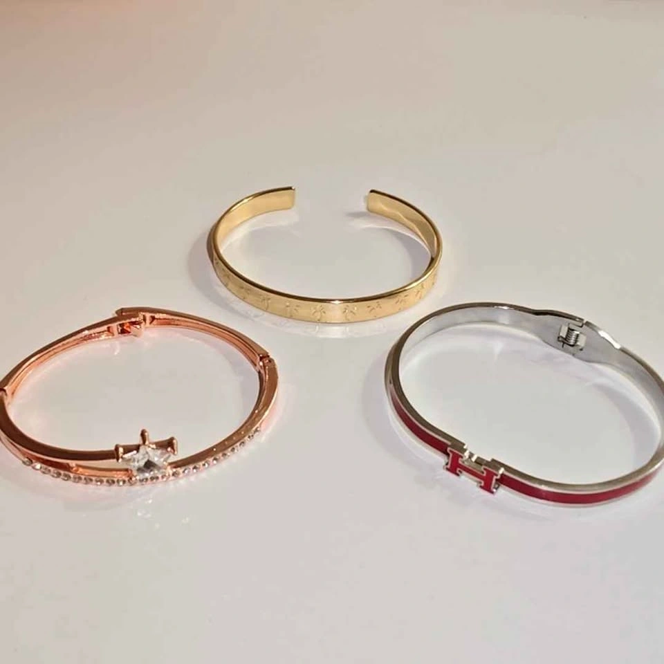 $5 each, $11 take all! Fashion Bracelets/Bangles - photo 2