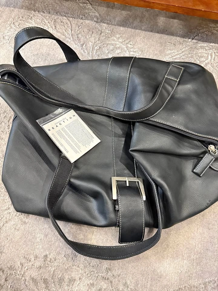 Kenneth Cole Reaction Duffel Bag