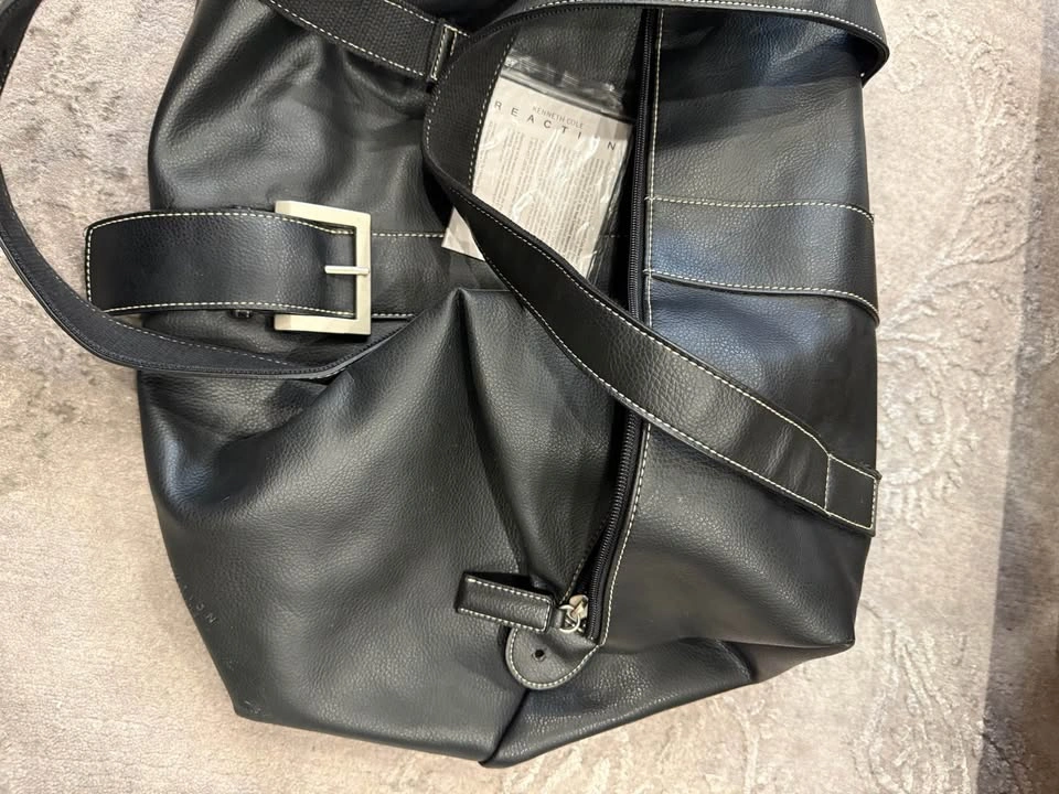 Kenneth Cole Reaction Duffel Bag - photo 2